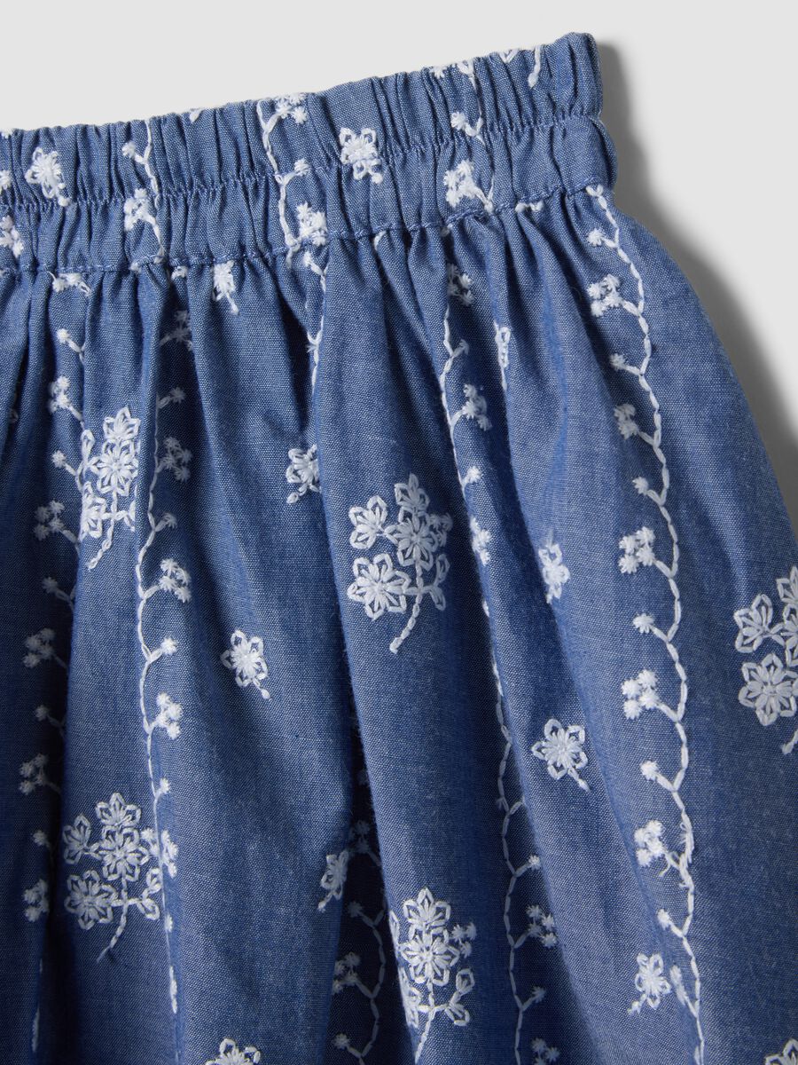Blue pure cotton mini skirt with embroidery_2
