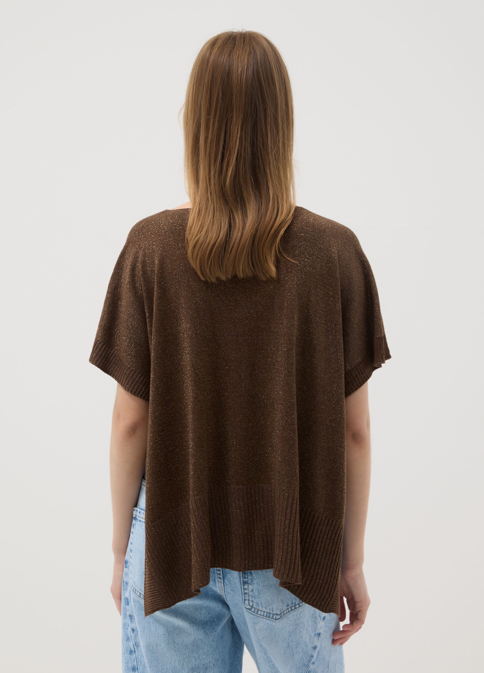 Maglia marrone in misto modal con scollo a V