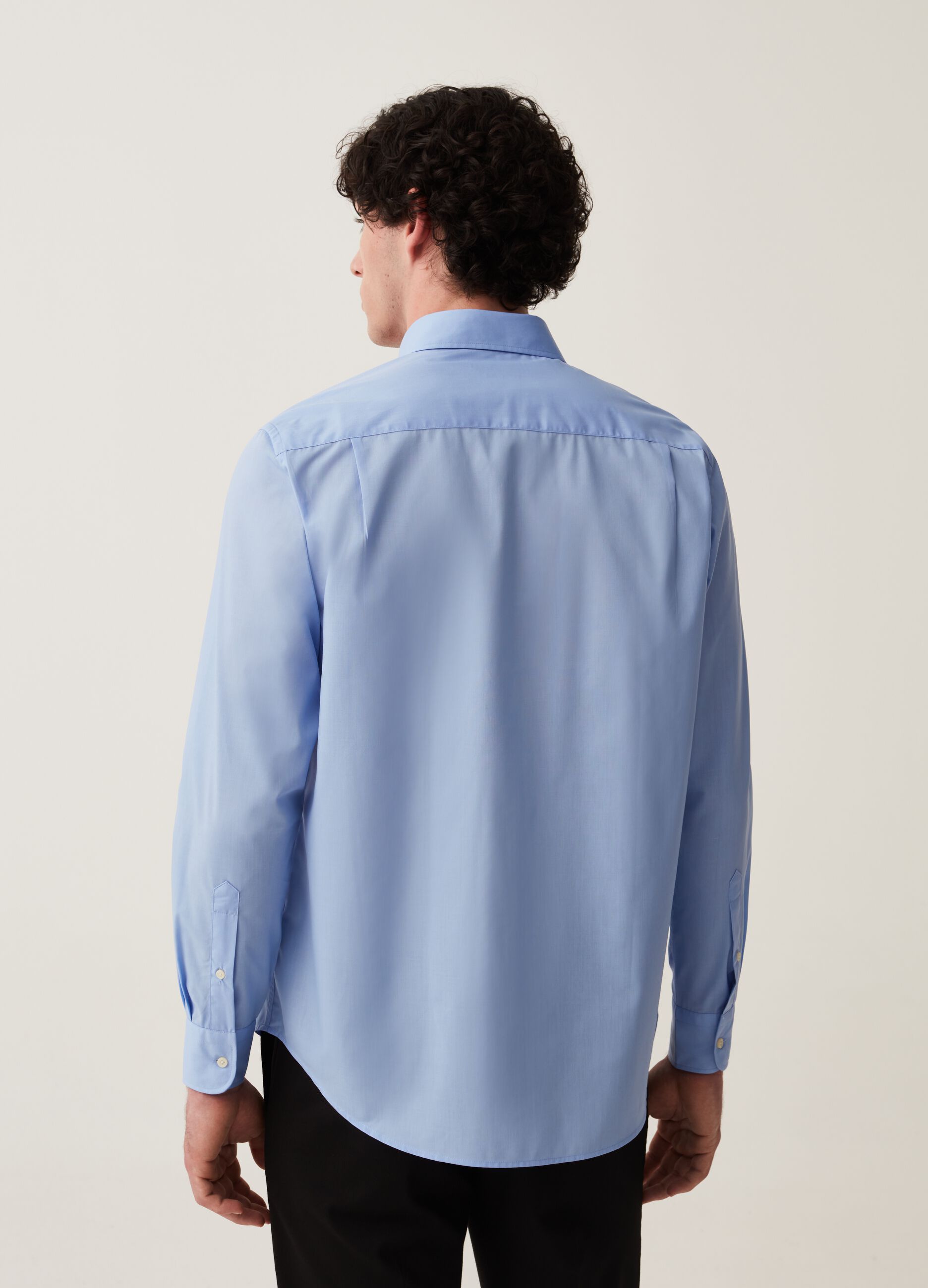 Regular-fit easy-iron shirt with pocket