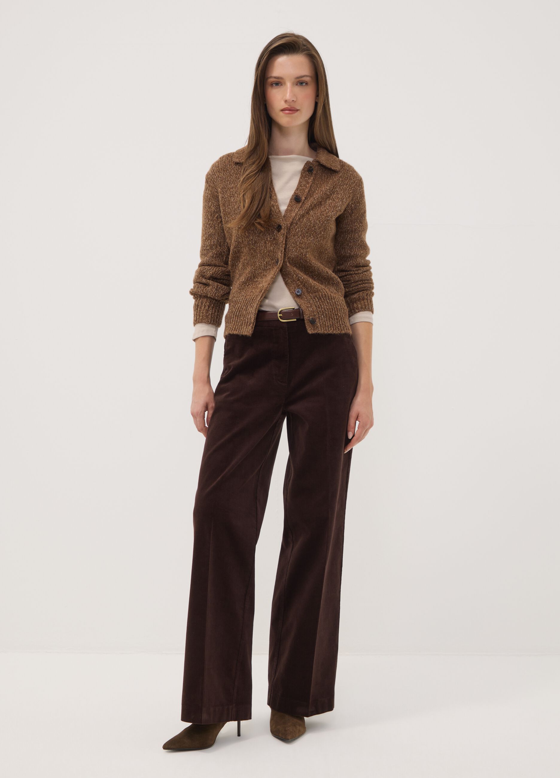 Cardigan marrone in misto lana con colletto polo