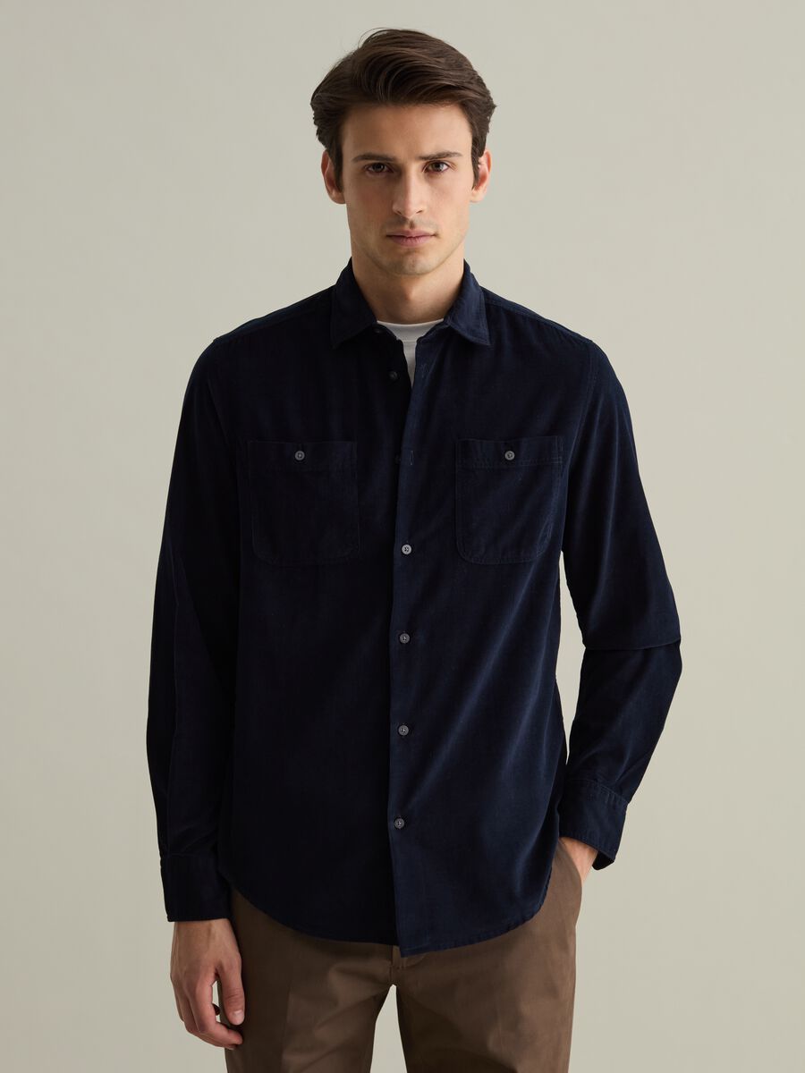 Contemporary cotton shirt with pockets_0