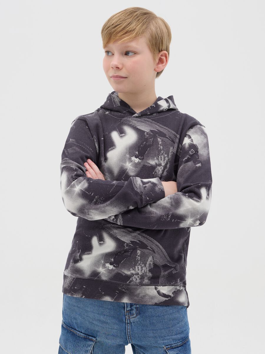 Sweatshirt with hood and skaters print_0