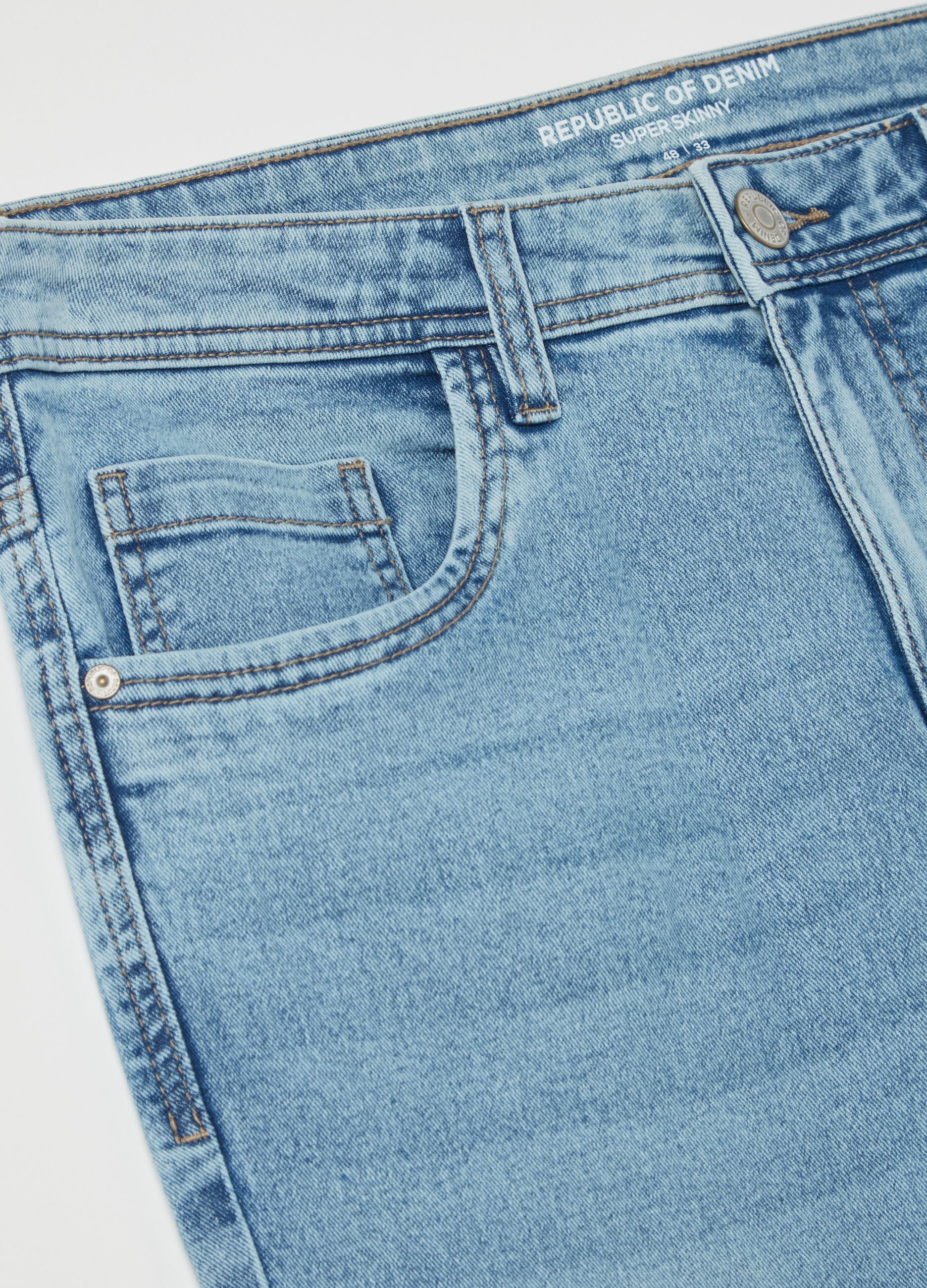 Super-skinny-fit jeans with fading