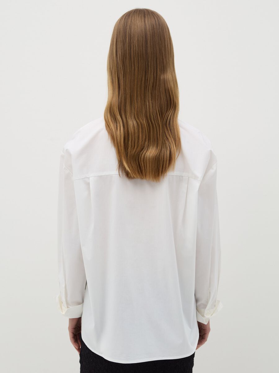 Relaxed-fit shirt with embroidered pocket_2