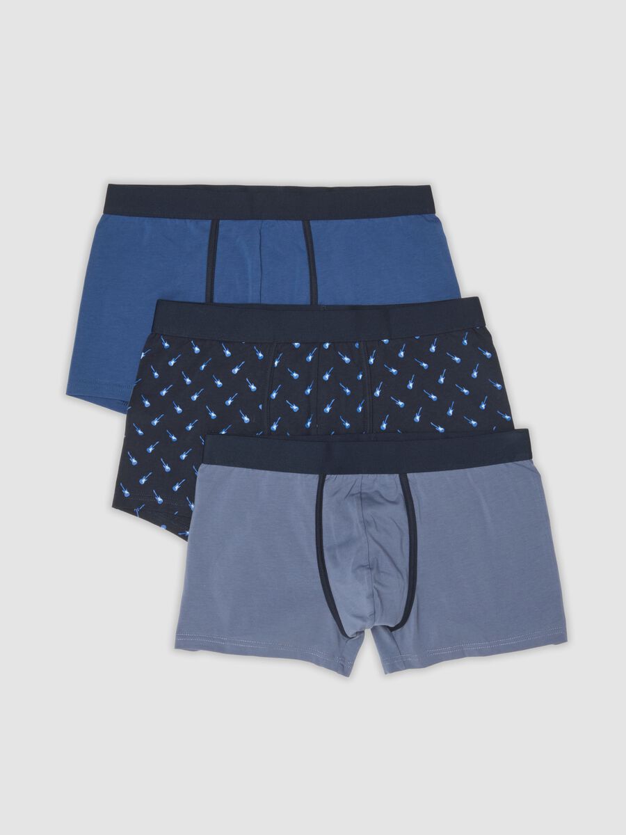 Three-pack of blue, navy and light grey stretch organic cotton boxers_0