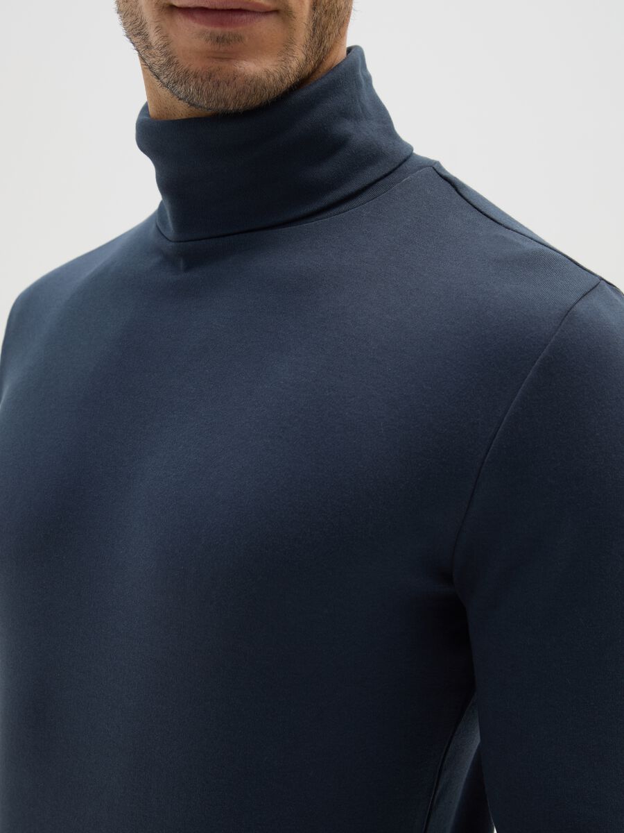 T-shirt nera a maniche lunghe in cotone_3