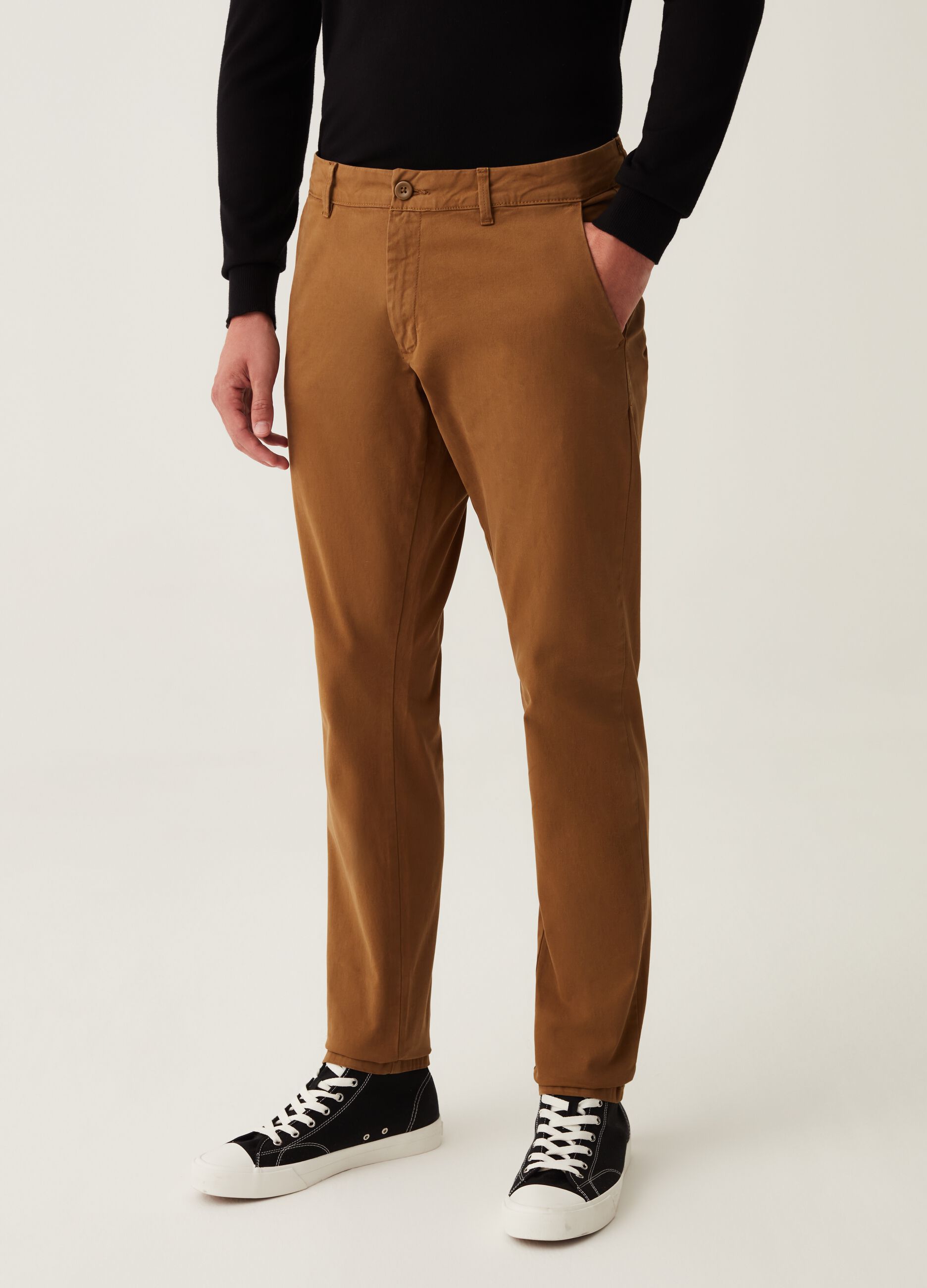 Pantaloni chino in cotone stretch