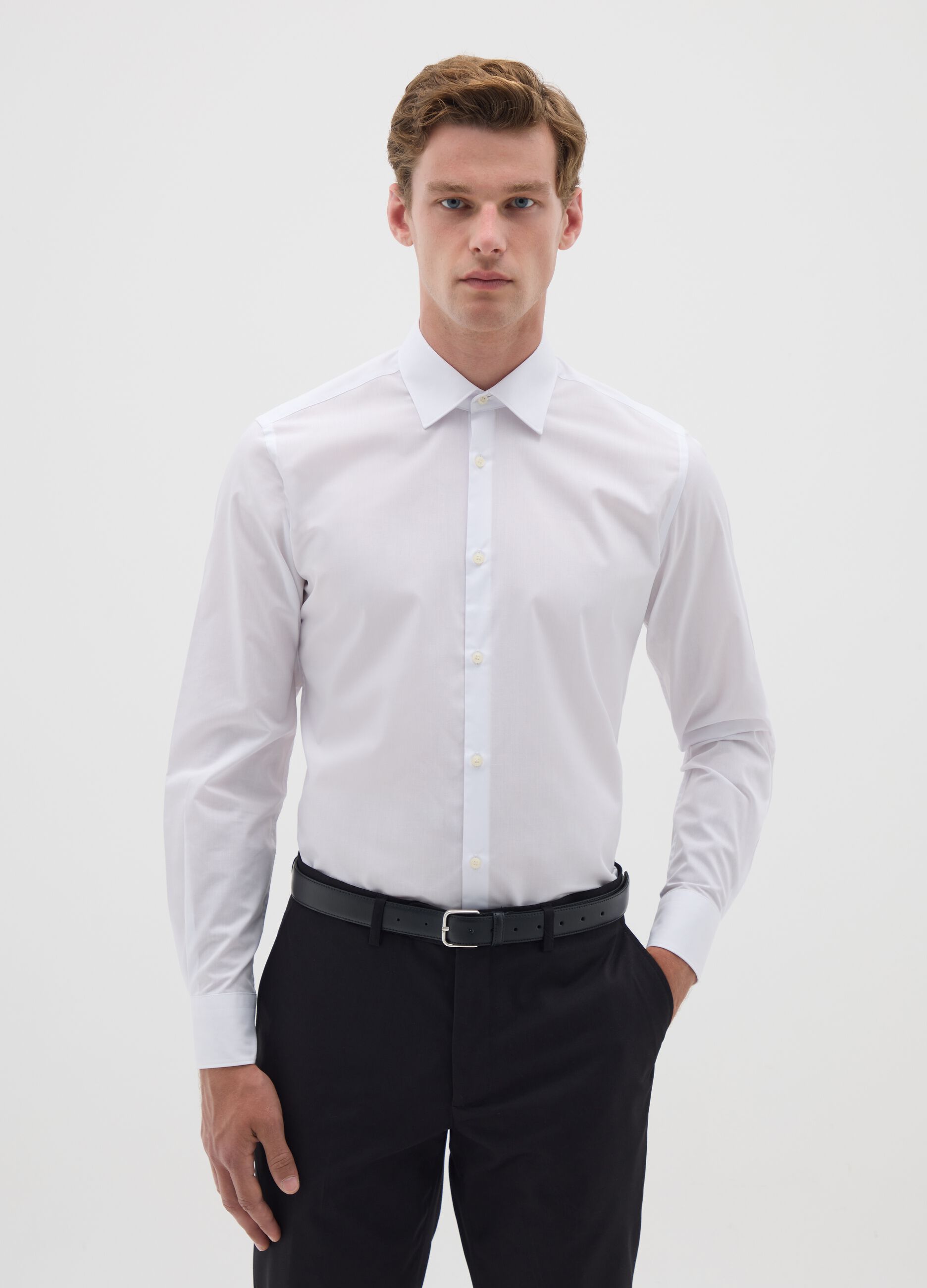 Men's white cotton blend slim fit easy iron shirt
