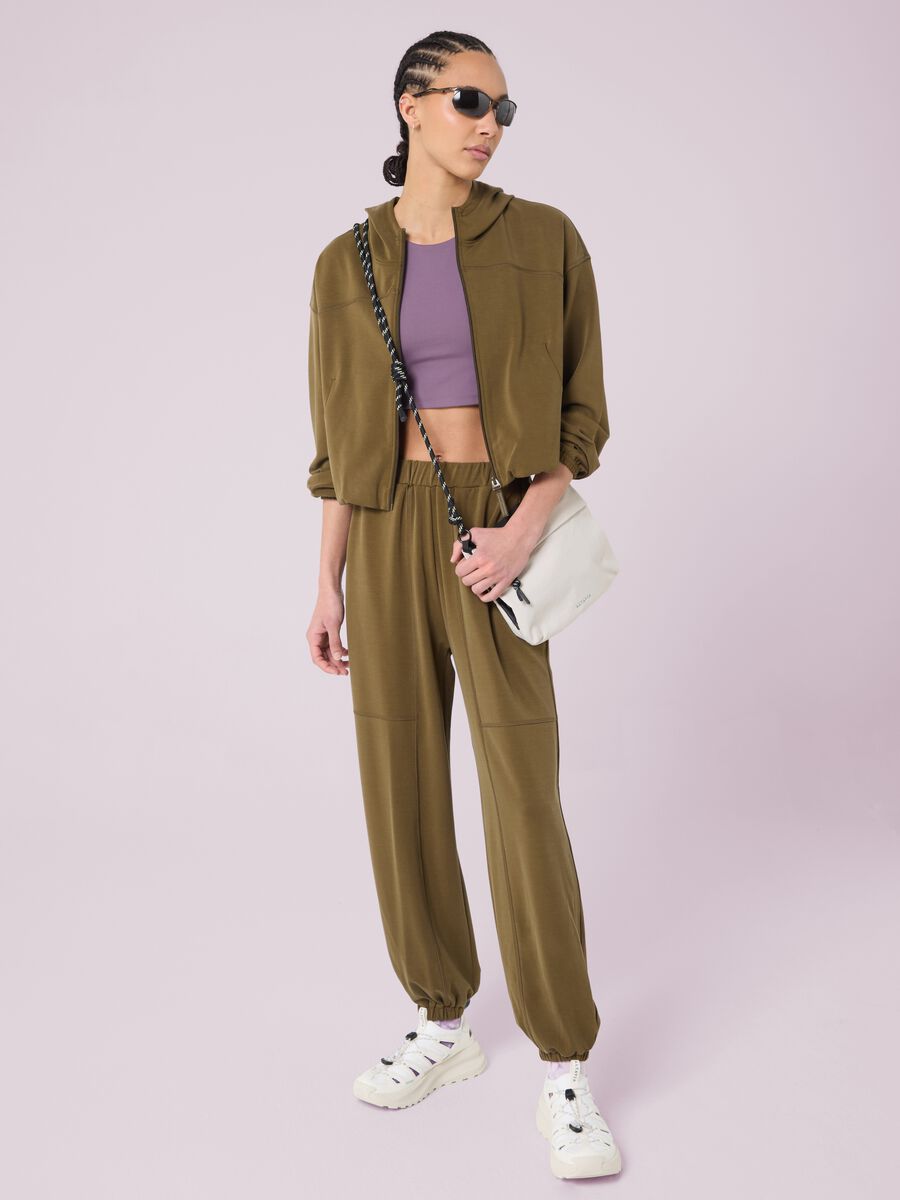 ALTAVIA STUDIO Hooded Full-Zip Crop_1