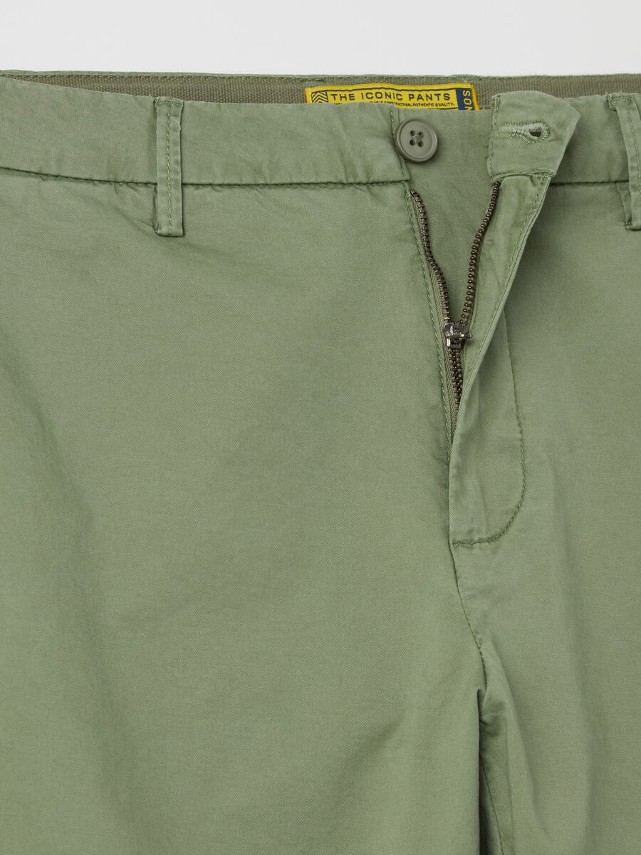 Slim-fit chino trousers in stretch cotton_5