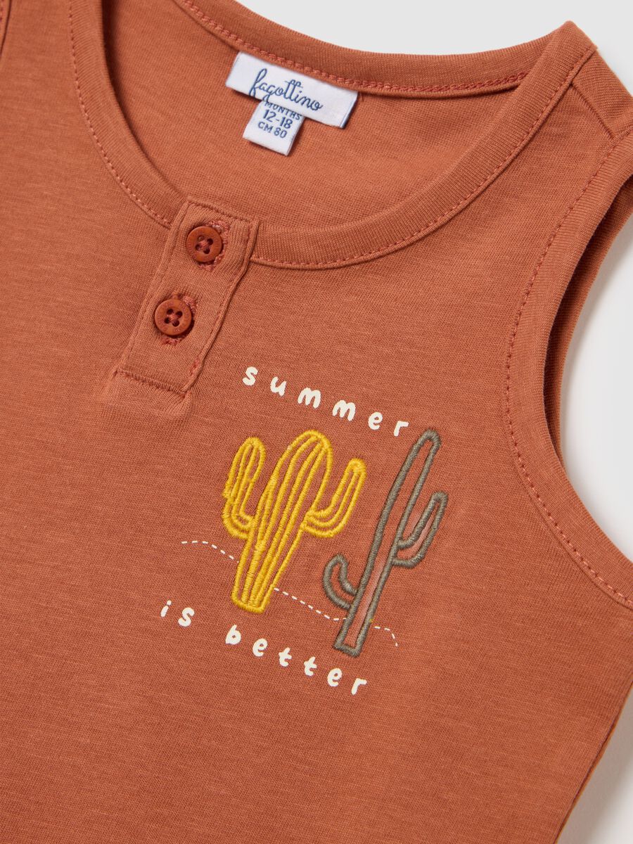 Brown cotton sleeveless baby t-shirt regular fit_2