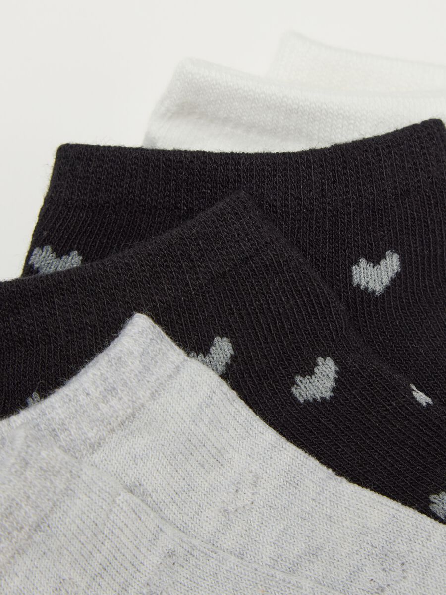 Seven-pair pack shoe liners with small hearts design_2