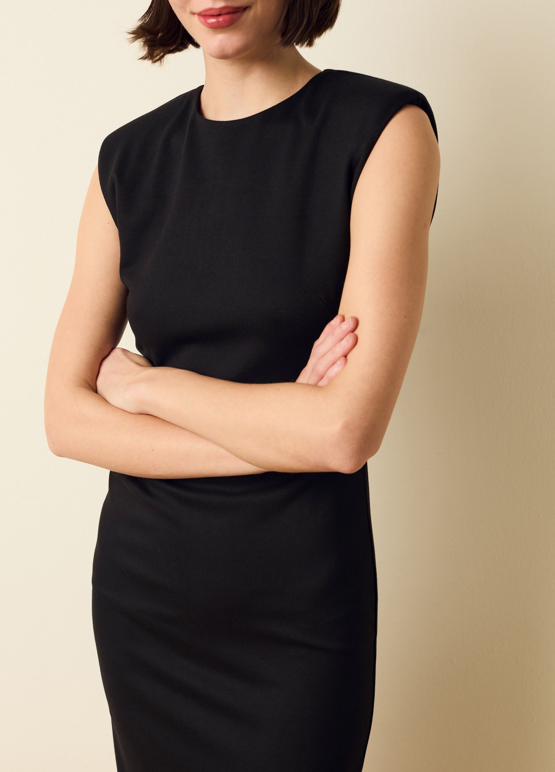Sleeveless midi dress