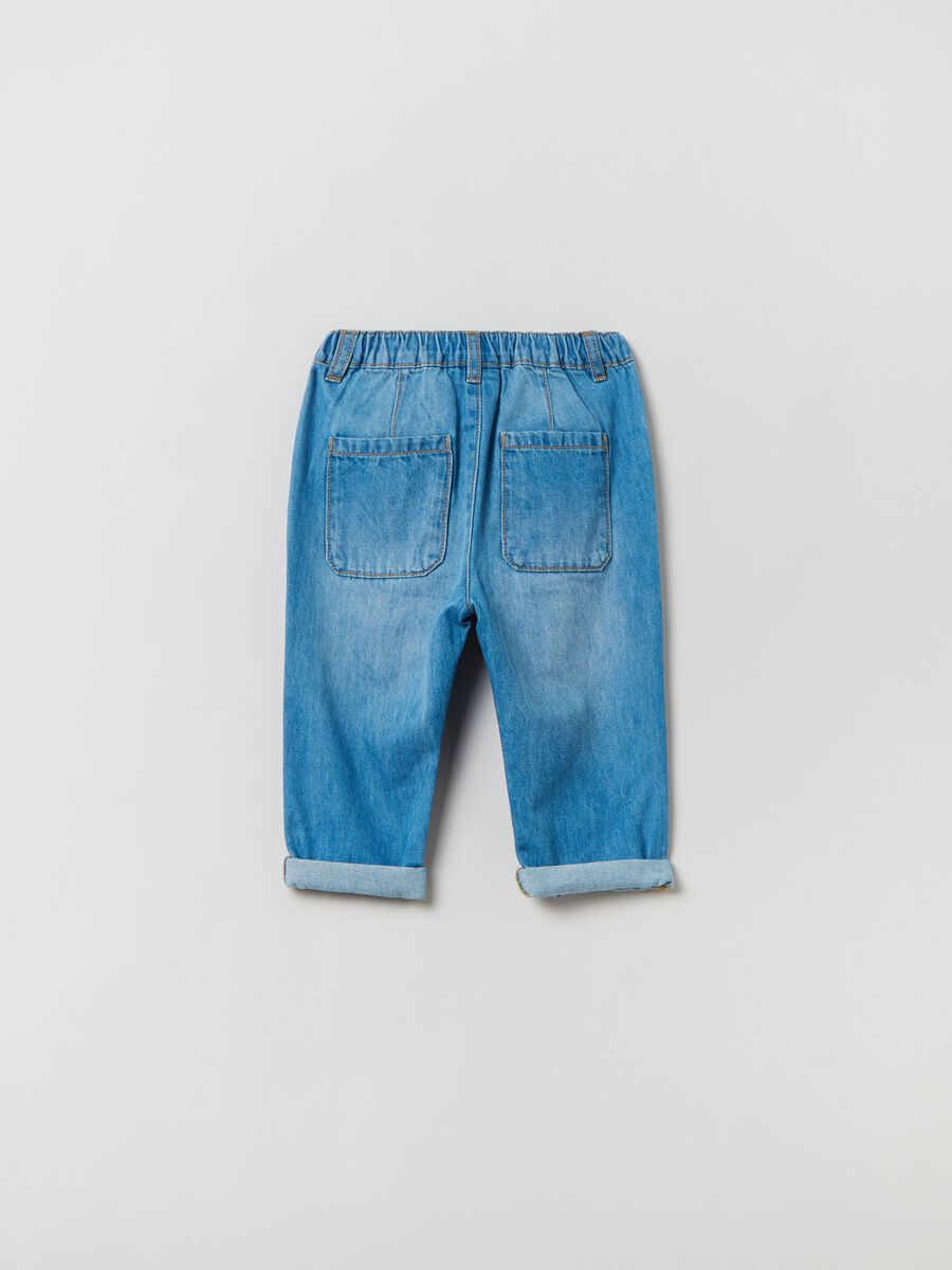 Jeans in cotone con tasche_1