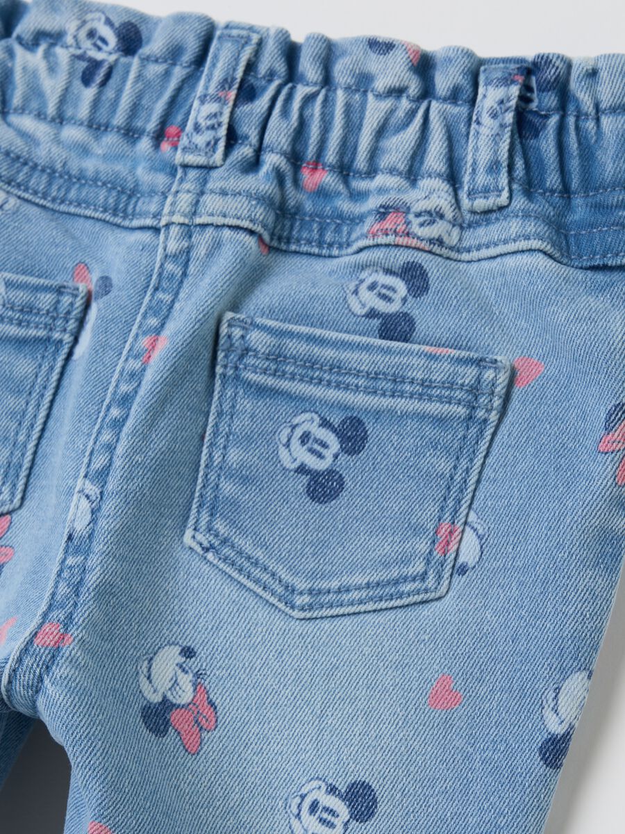 Jeans with all-over Minnie and Mickey Mouse print._3