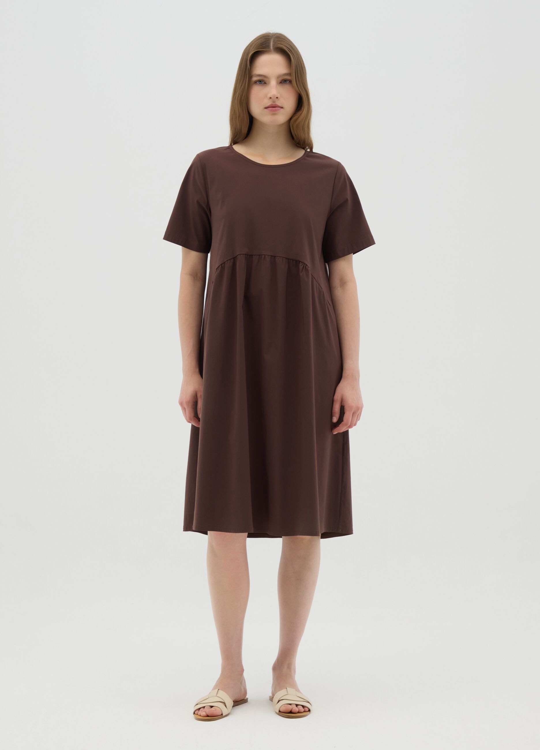Brown viscose-blend women's dress with regular fit
