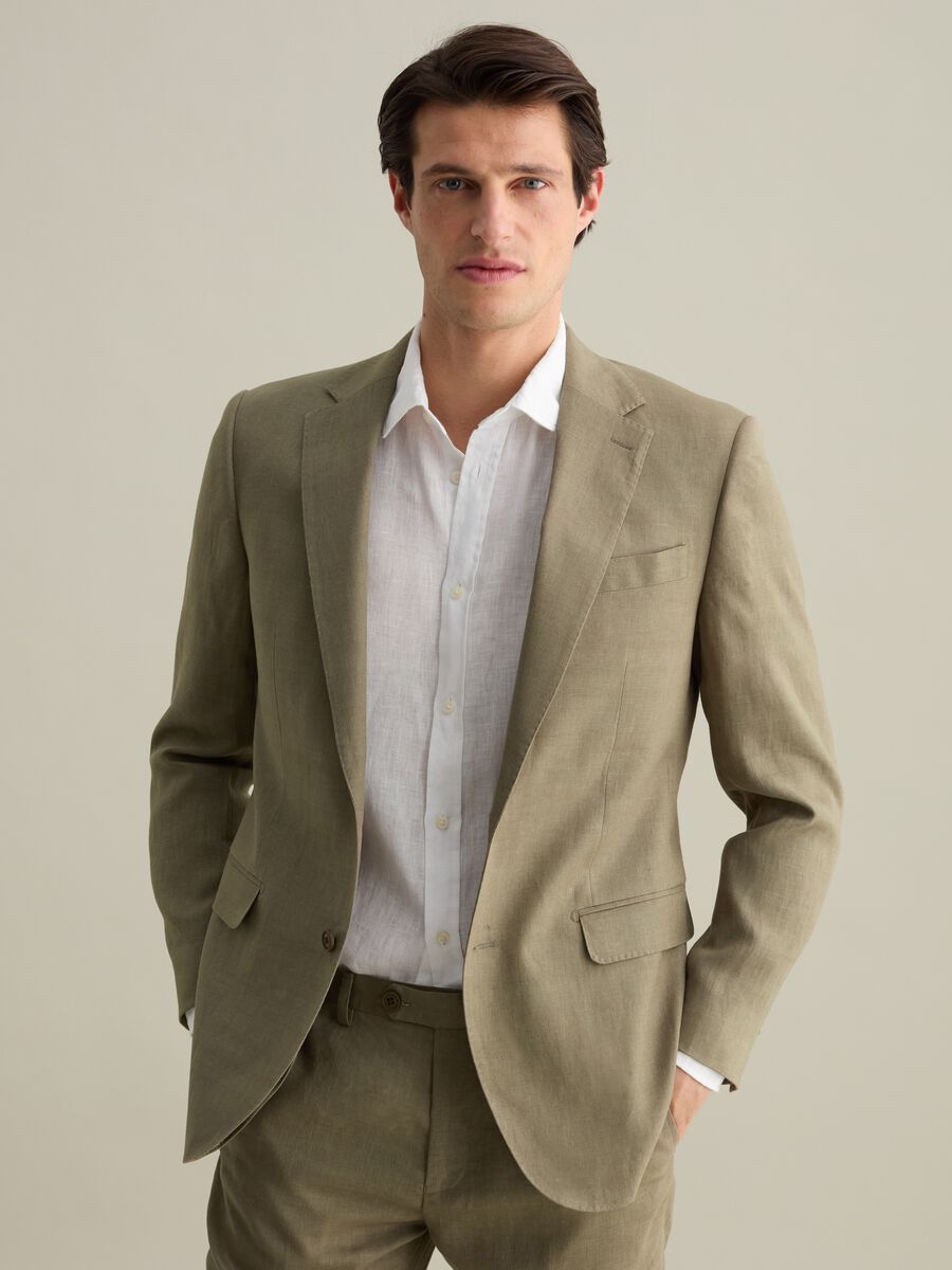 Contemporary regular-fit single-breasted blazer in linen_0