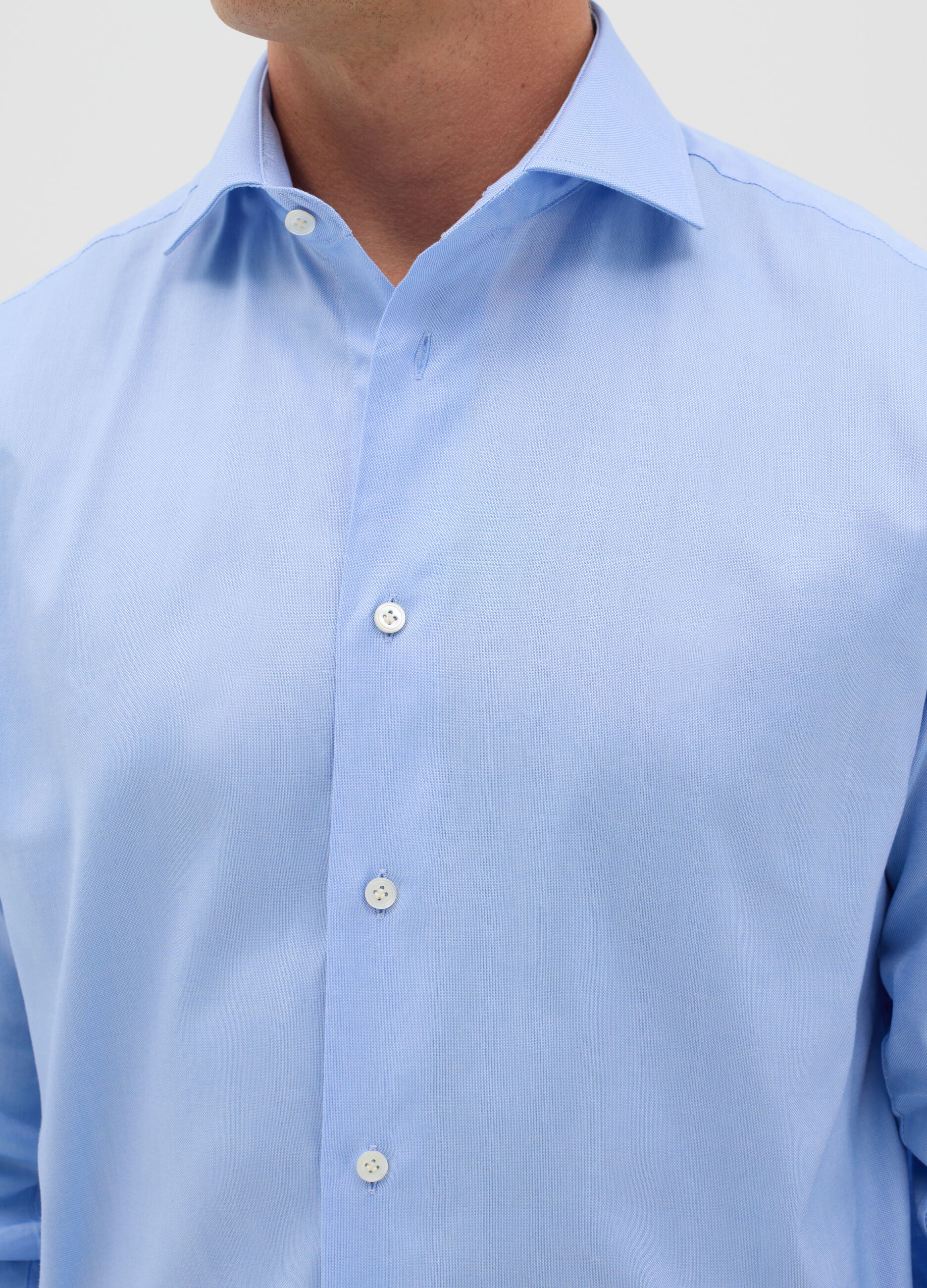 Camicia da uomo in puro cotone azzurra regular fit con colletto alla francese