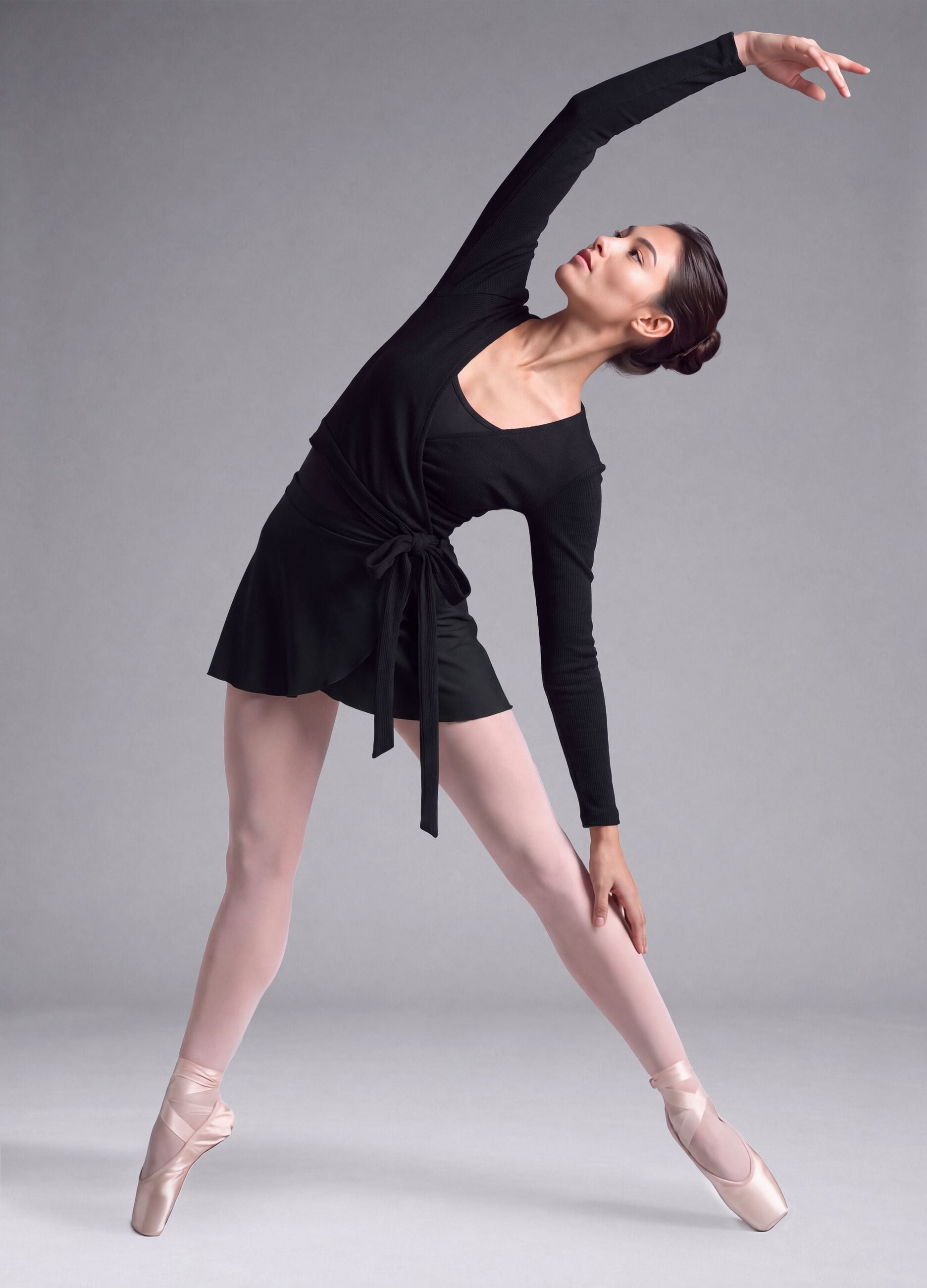 Wrap top nero in cotone elasticizzato a costine ALTAVIA STUDIO