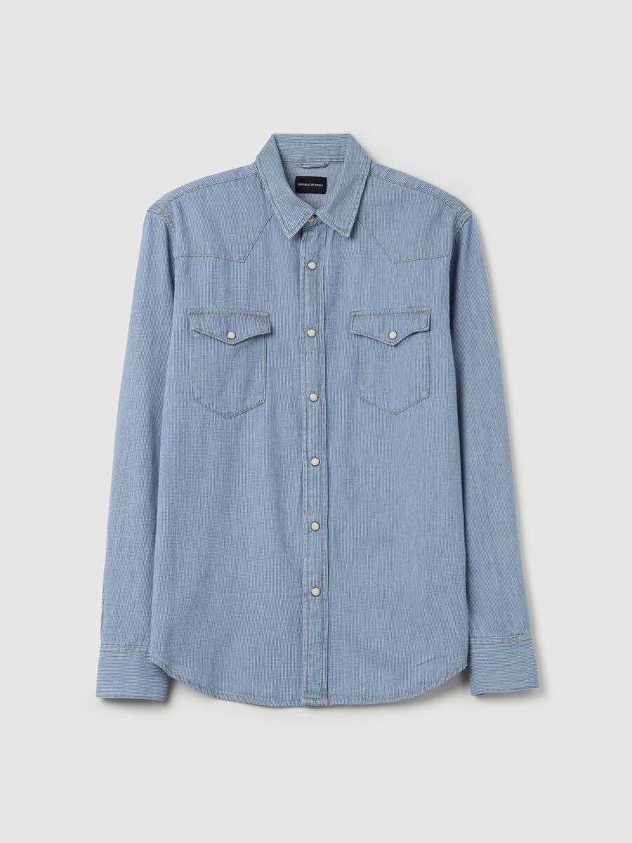 Western shirt in denim with pearl buttons_4