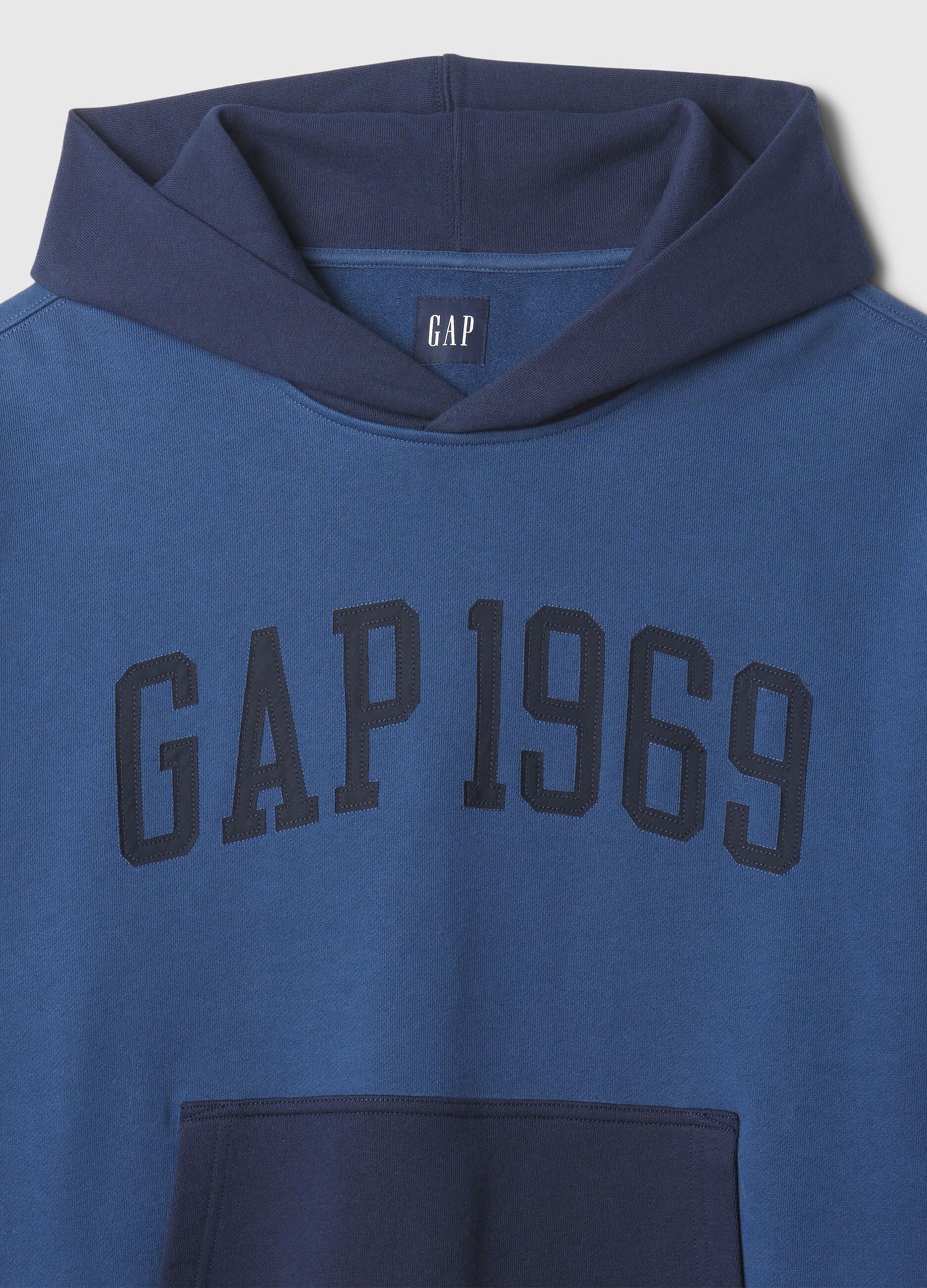Felpa con cappuccio e stampa logo 