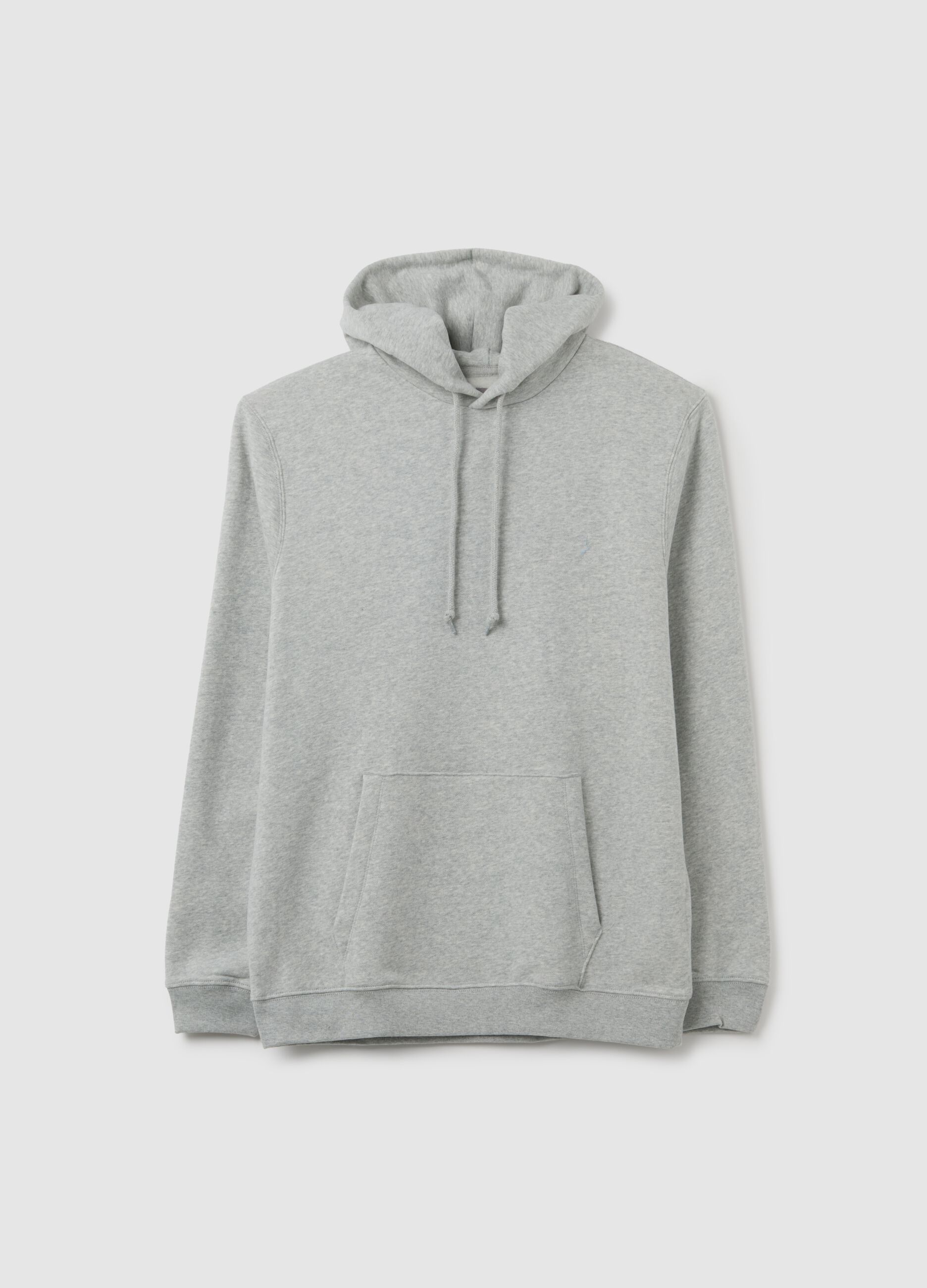 Sweatshirt with hood and pocket