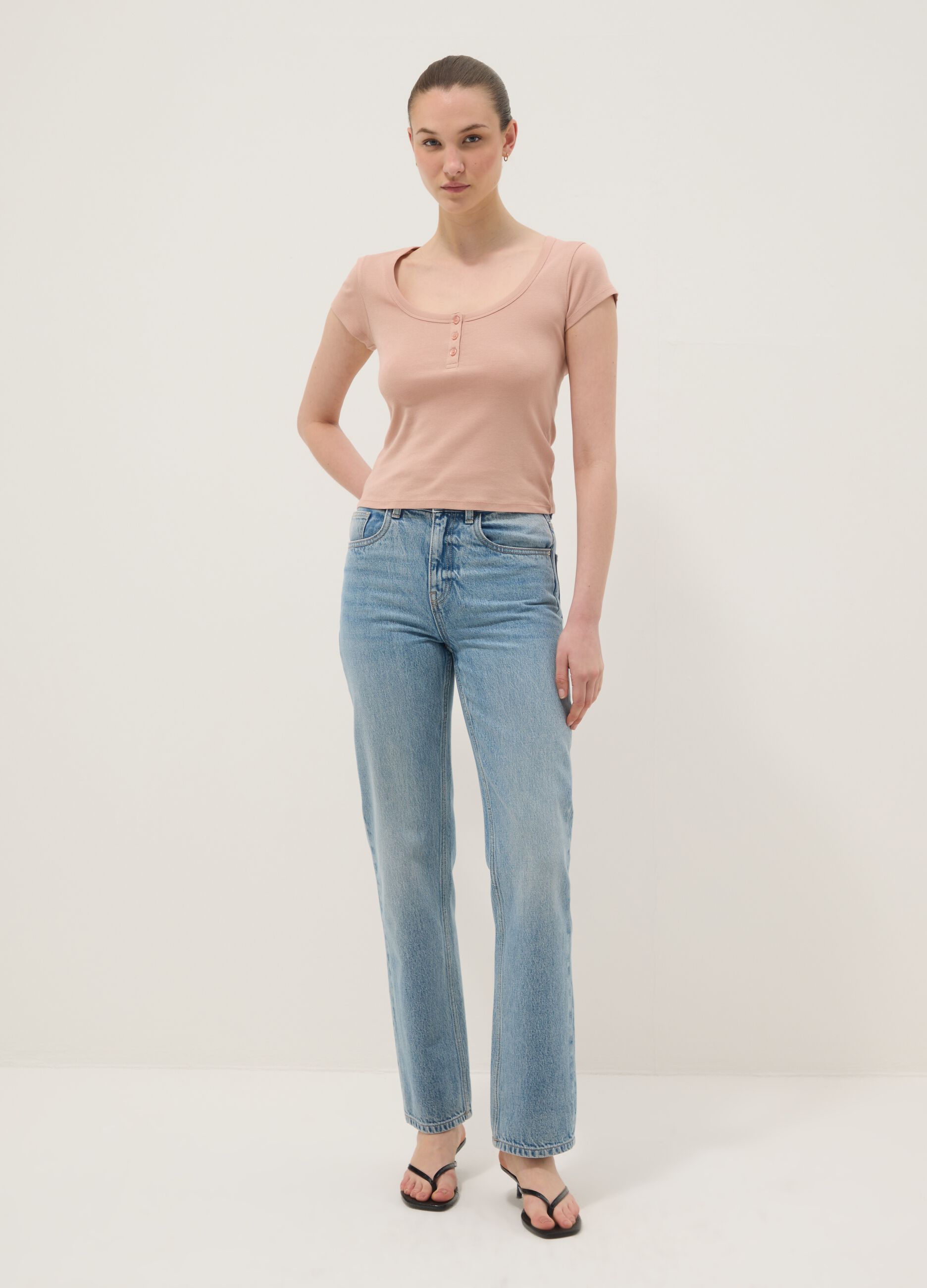 Pink pure cotton regular fit T-shirt with deep serafino neckline