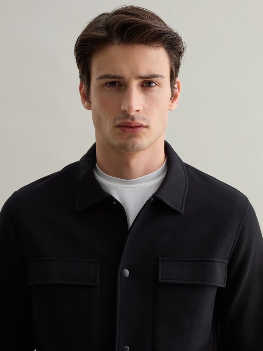 Tech shacket in technical fabric_2