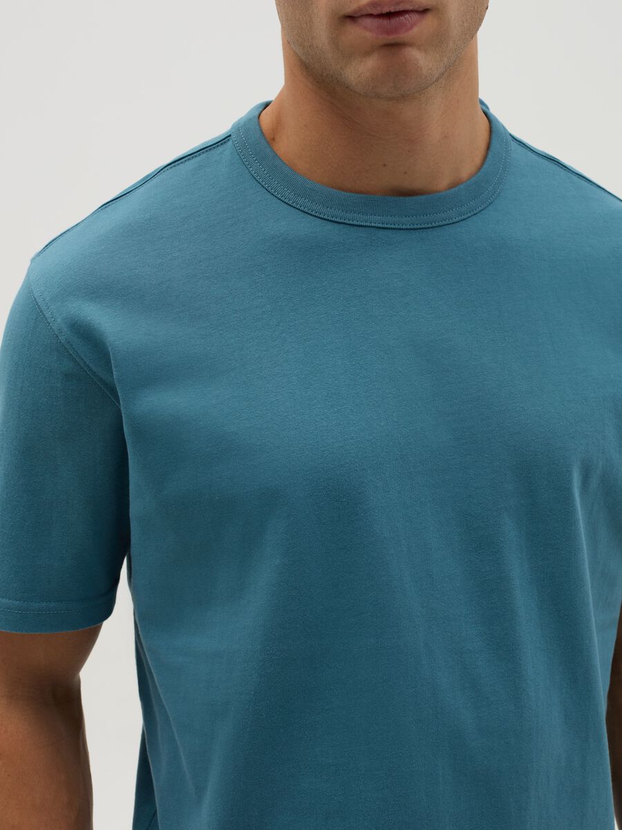 Relaxed-fit T-shirt with round neck_3
