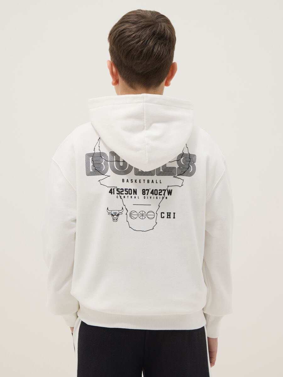 White cotton-blend kids' sweatshirt regular fit with Bulls print_1