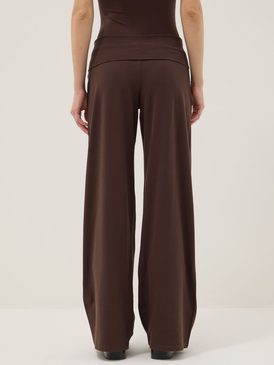 Wide leg stretchy cotton brown jogger trousers_2