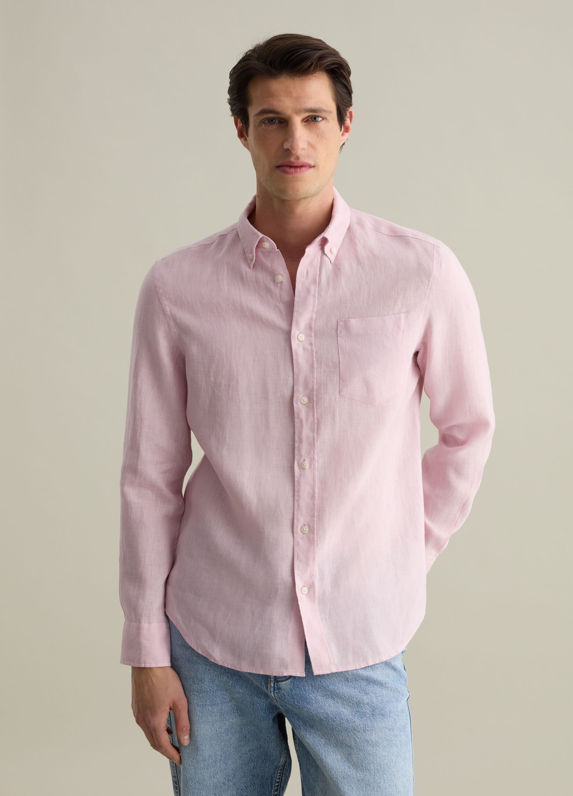 Regular-fit shirt in linen with pocket