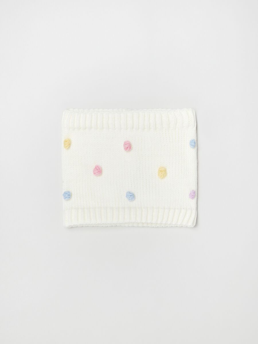 Scaldacollo in maglia con pon pon_0