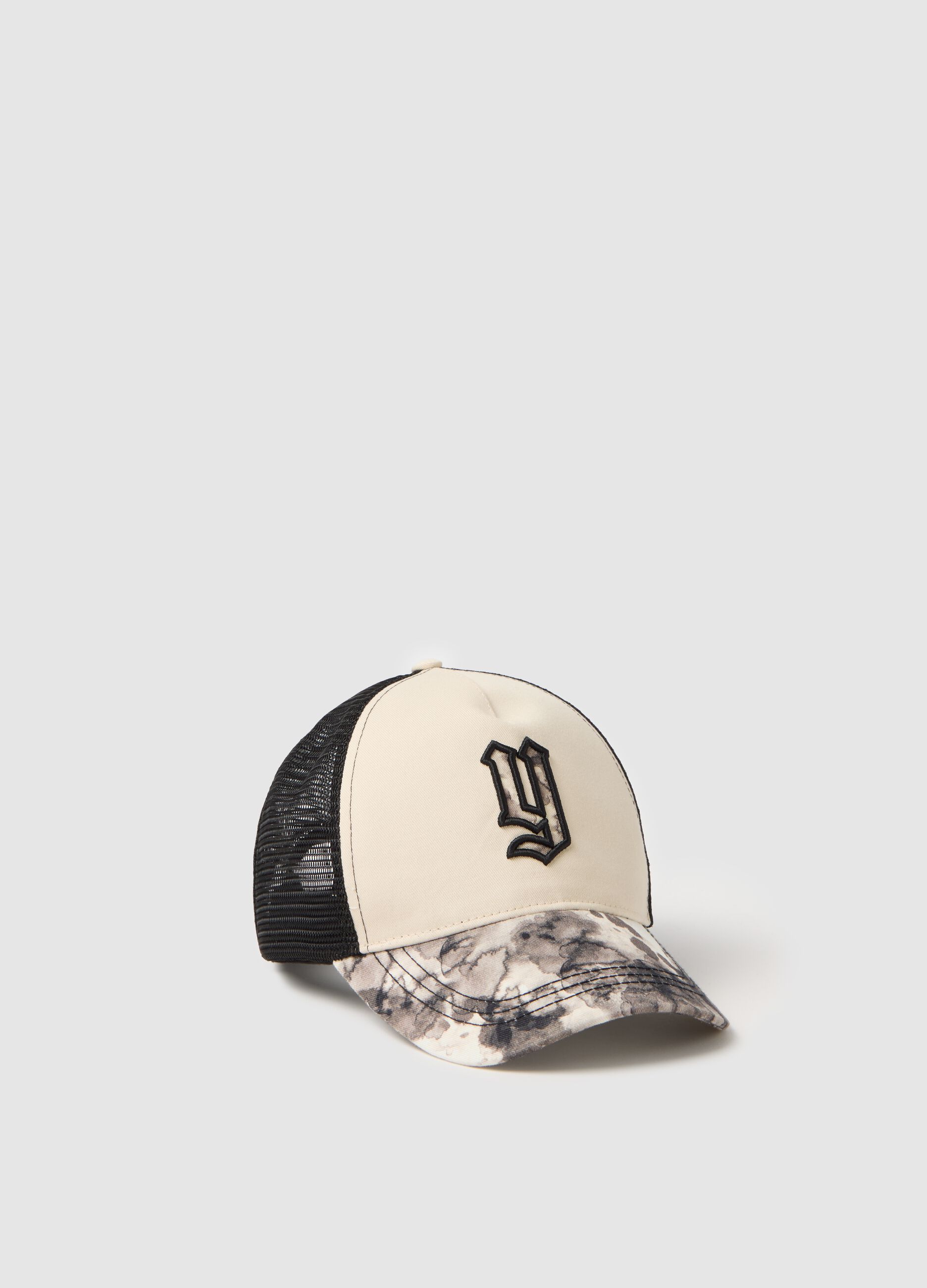Beige and black cap with back mesh