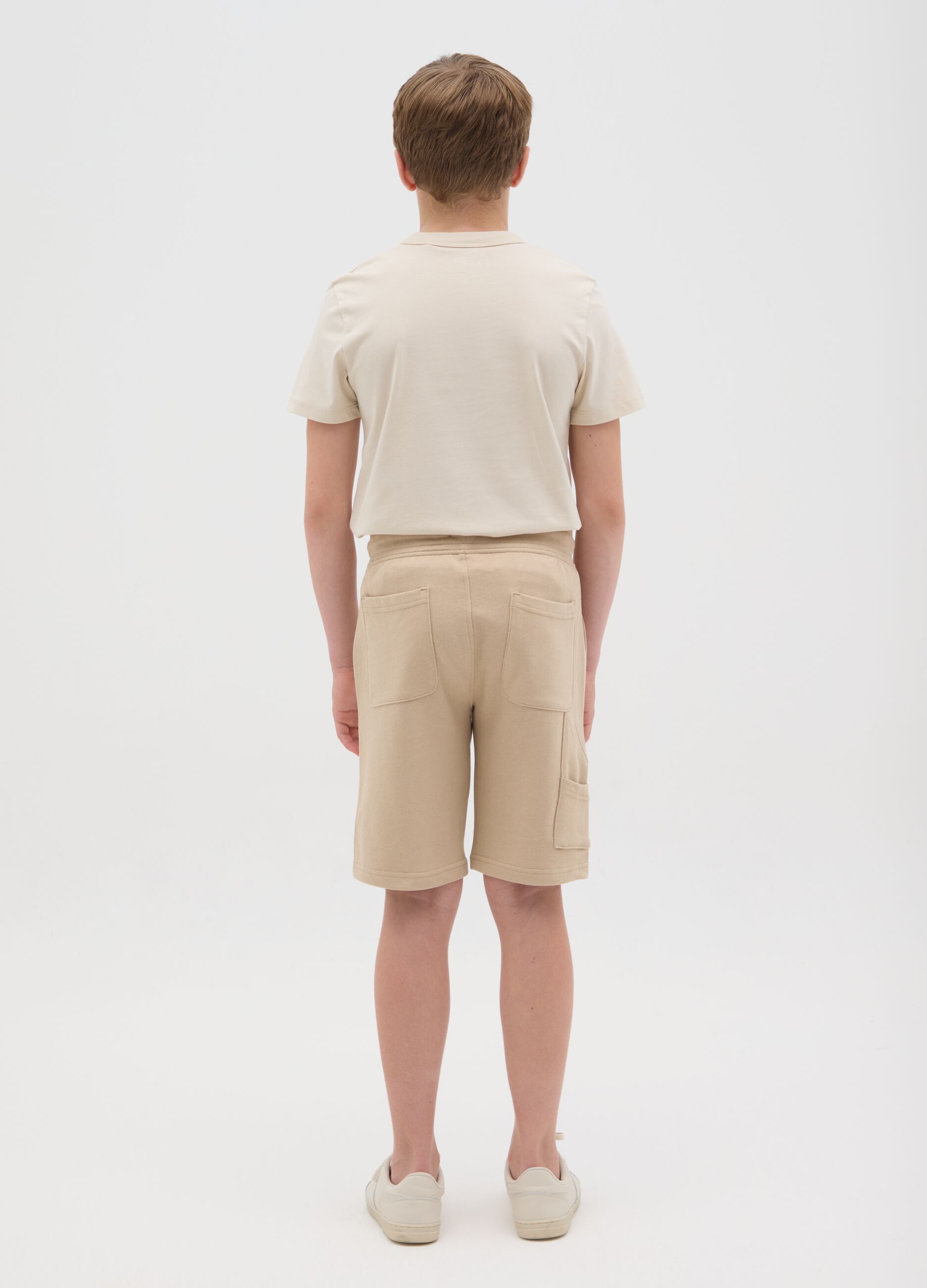 Pantaloni corti da ragazzo in puro cotone beige regular fit con tasche