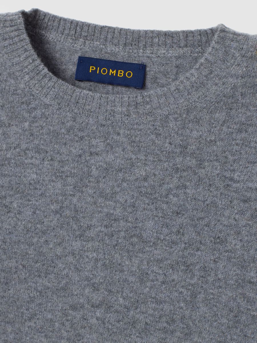 Maglione in pura lana d'agnello grigio regular fit con scollo rotondo_1