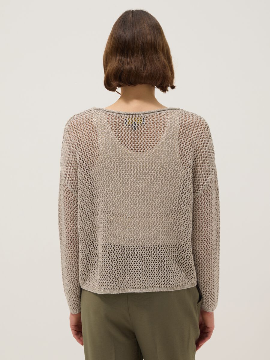 Maglione in misto viscosa beige regular fit con lavorazione a maglia_2