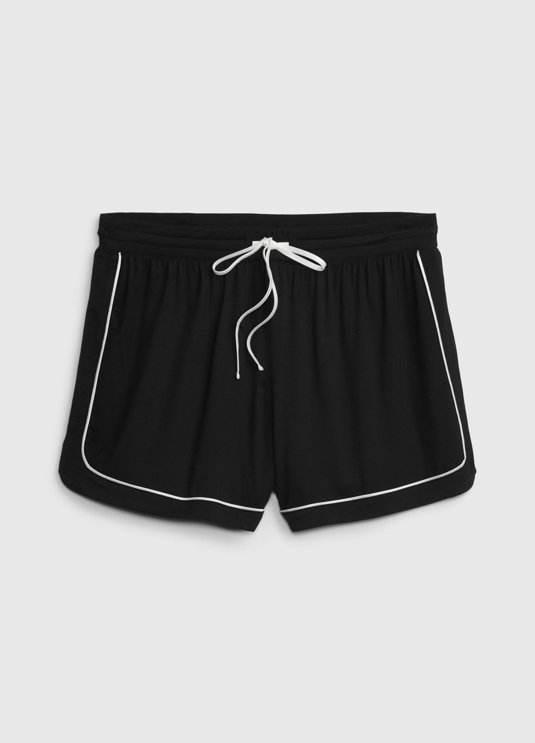 Pyjama shorts with contrasting piping
