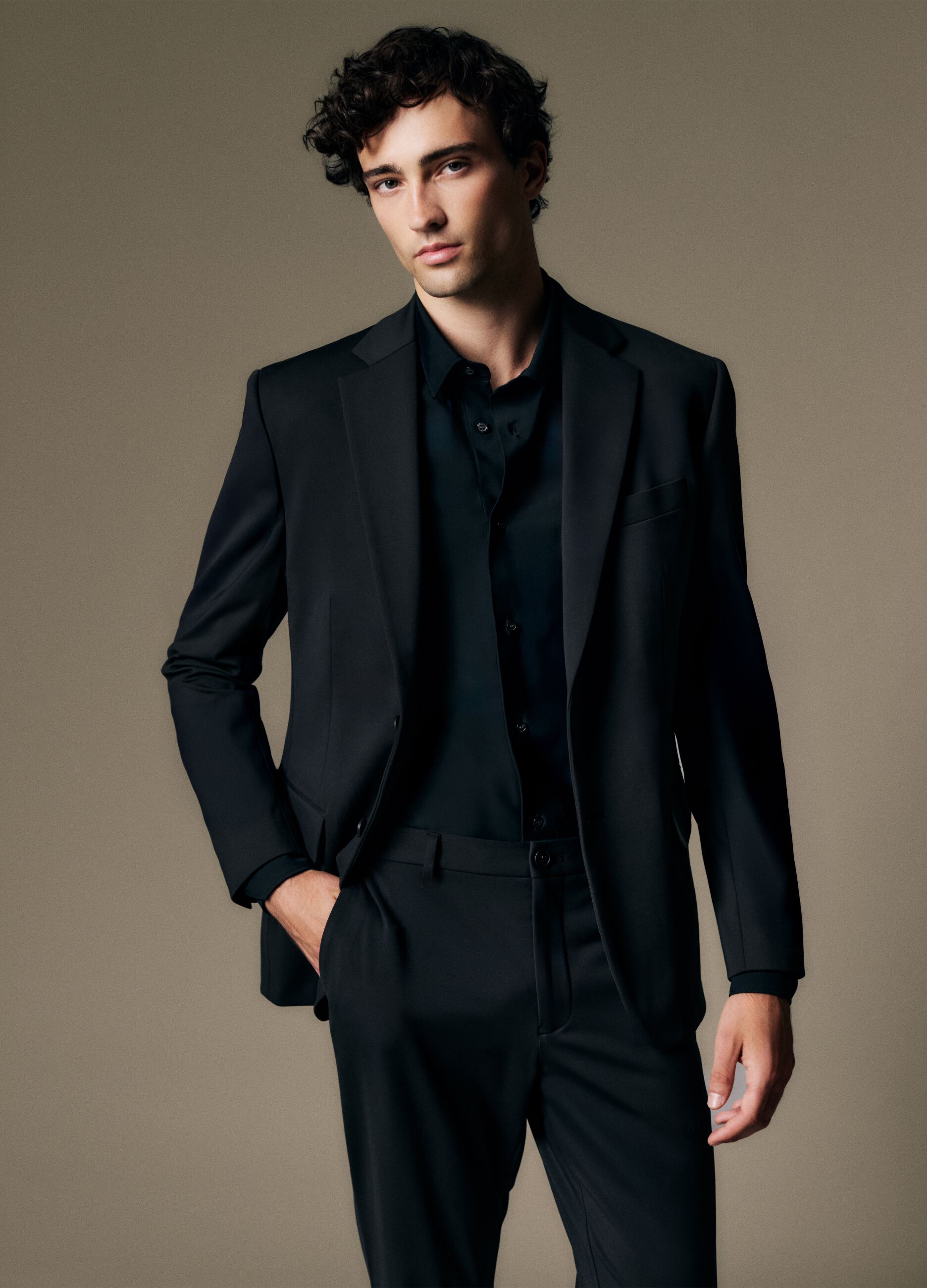 Slim fit black stretch fabric shirt