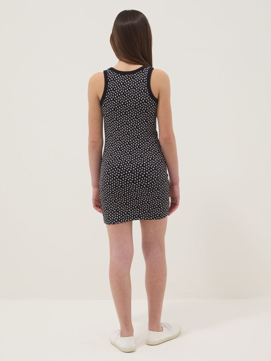 Girls&rsquo; black fitted stretch cotton dress with hearts_1
