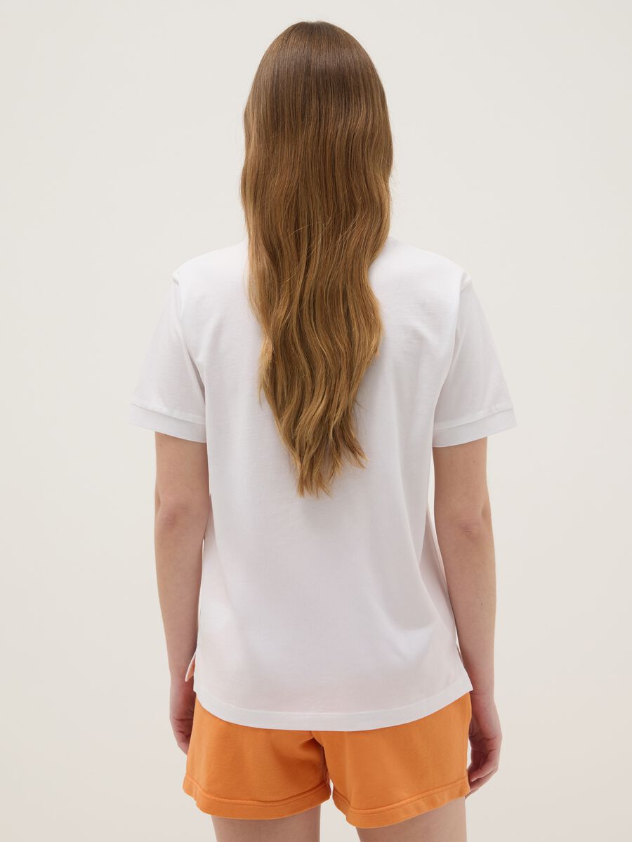 White Pure Cotton Regular Fit T-shirt with Everlast Logo_2