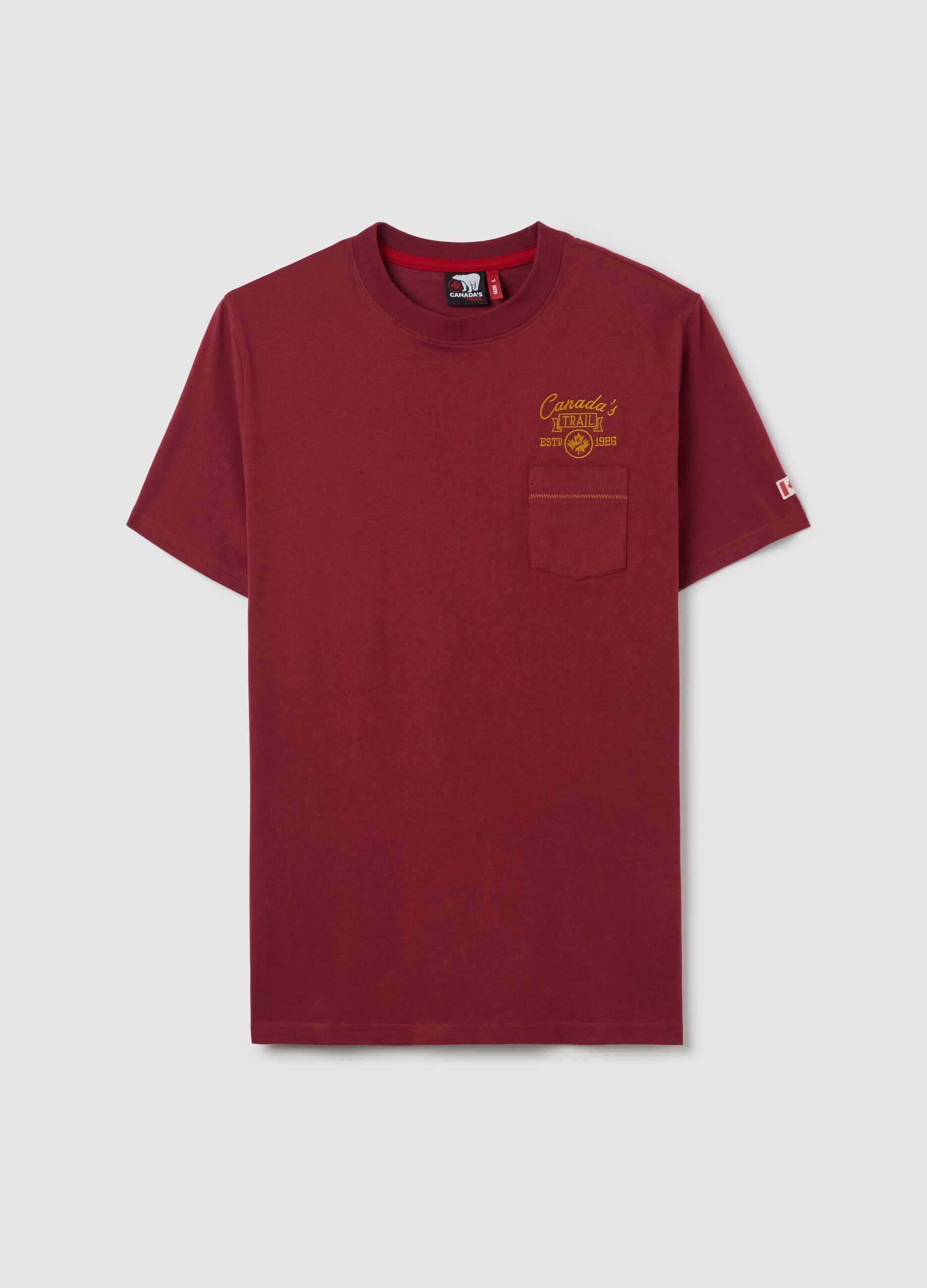 Canada's Trail red T-shirt with pocket and embroidery