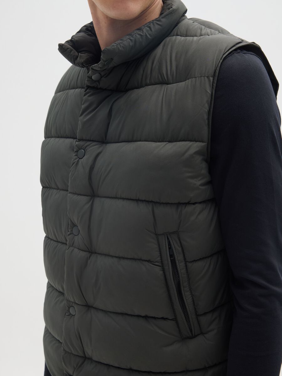 Green Quilted Gilet with Zip_3