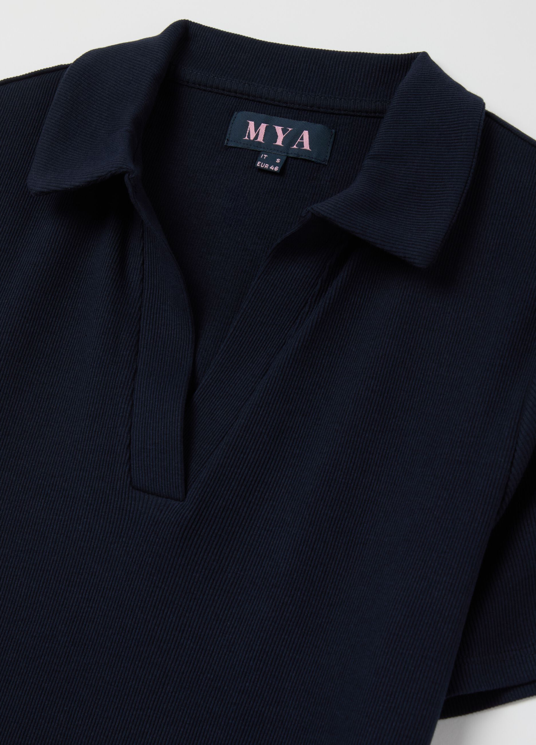 Curvy ribbed top with polo neckline