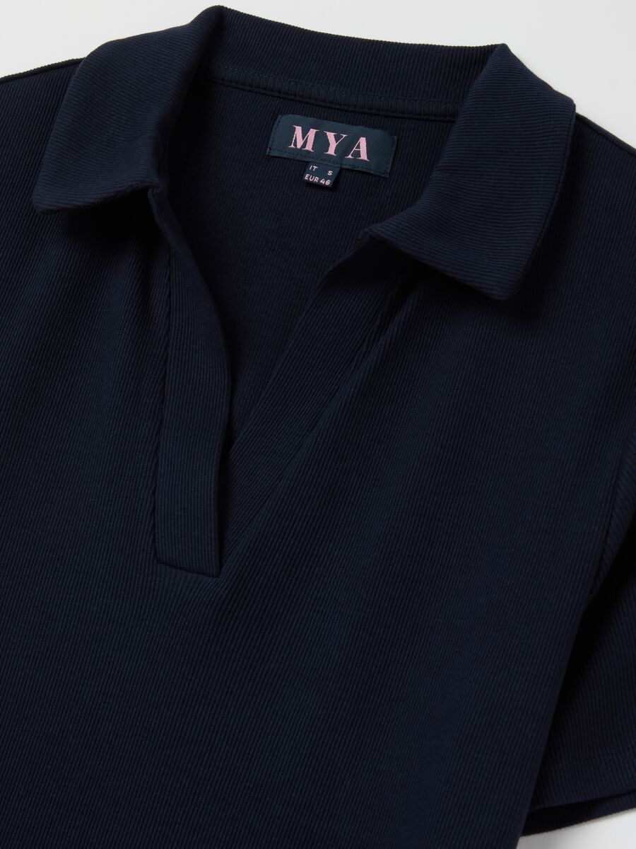Curvy ribbed top with polo neckline_1
