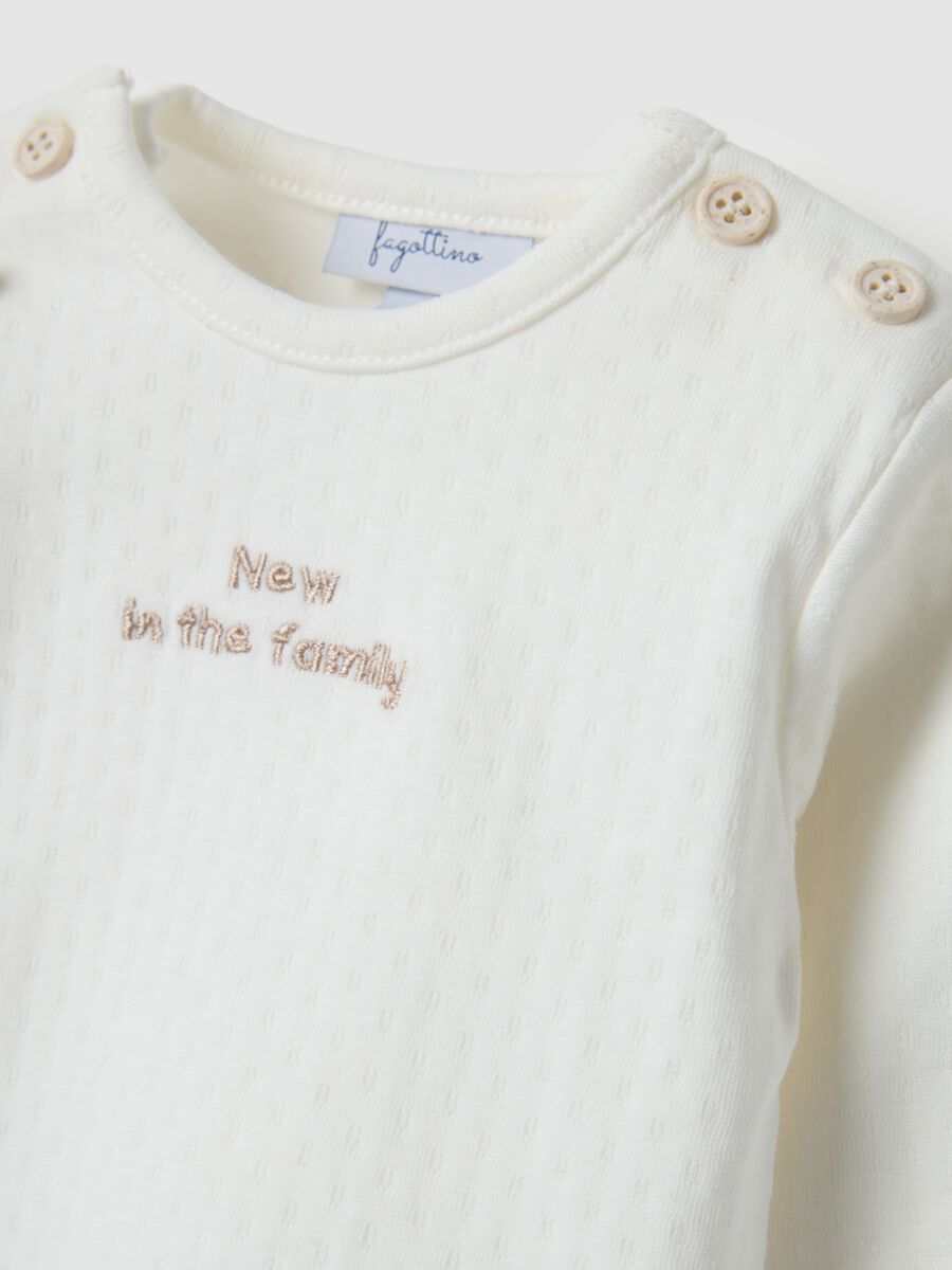 White pure cotton sweatshirt and trouser set for newborns with embroidery_3