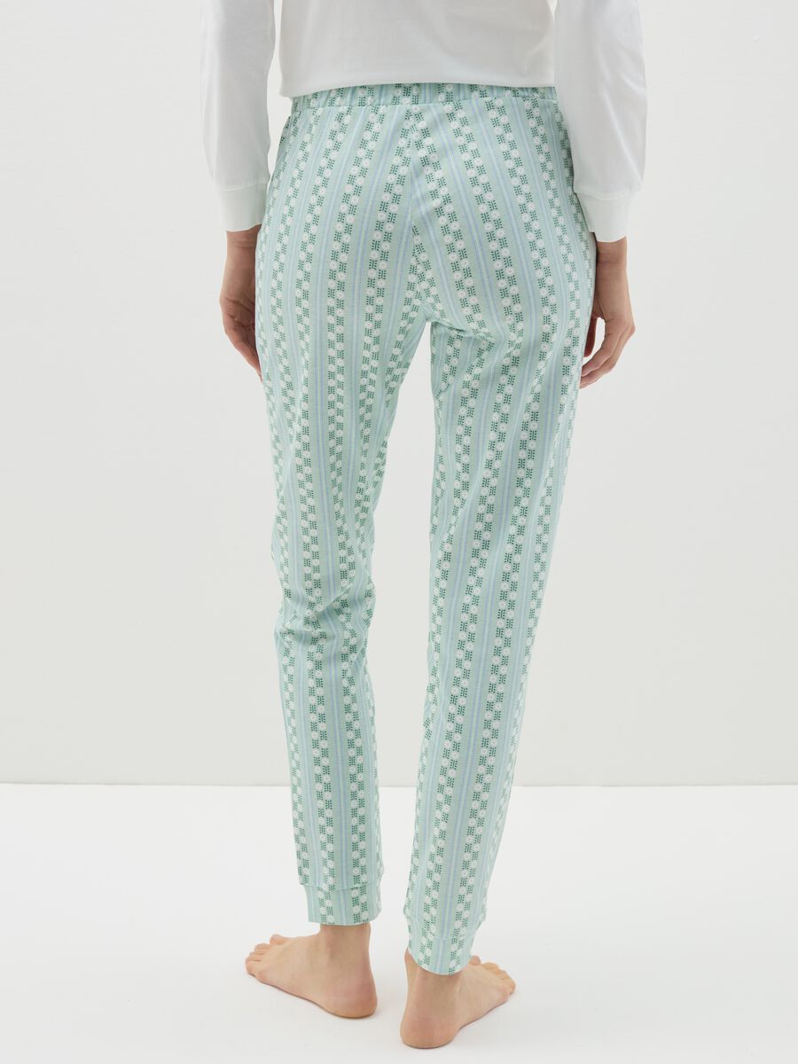 Pyjama trousers with small flowers motif_2