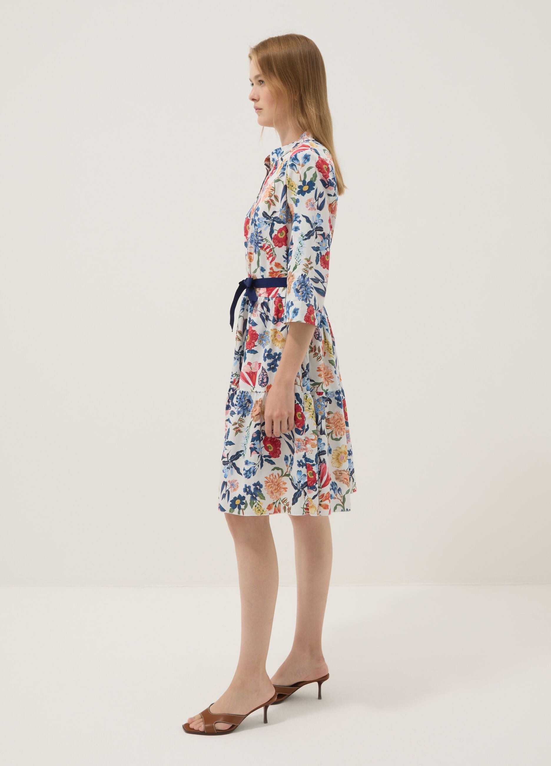 White midi dress in stretch cotton with floral print