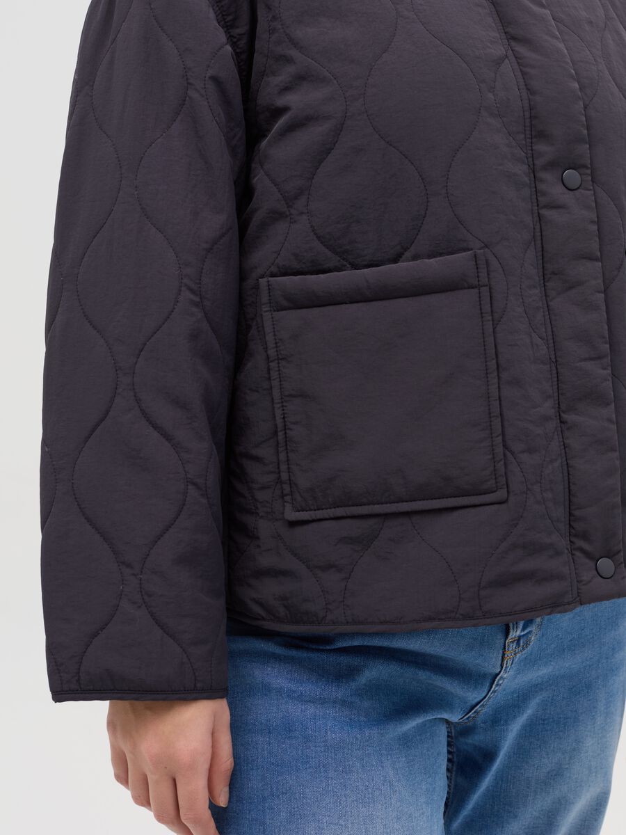 Curvy short quilted jacket with collar_2