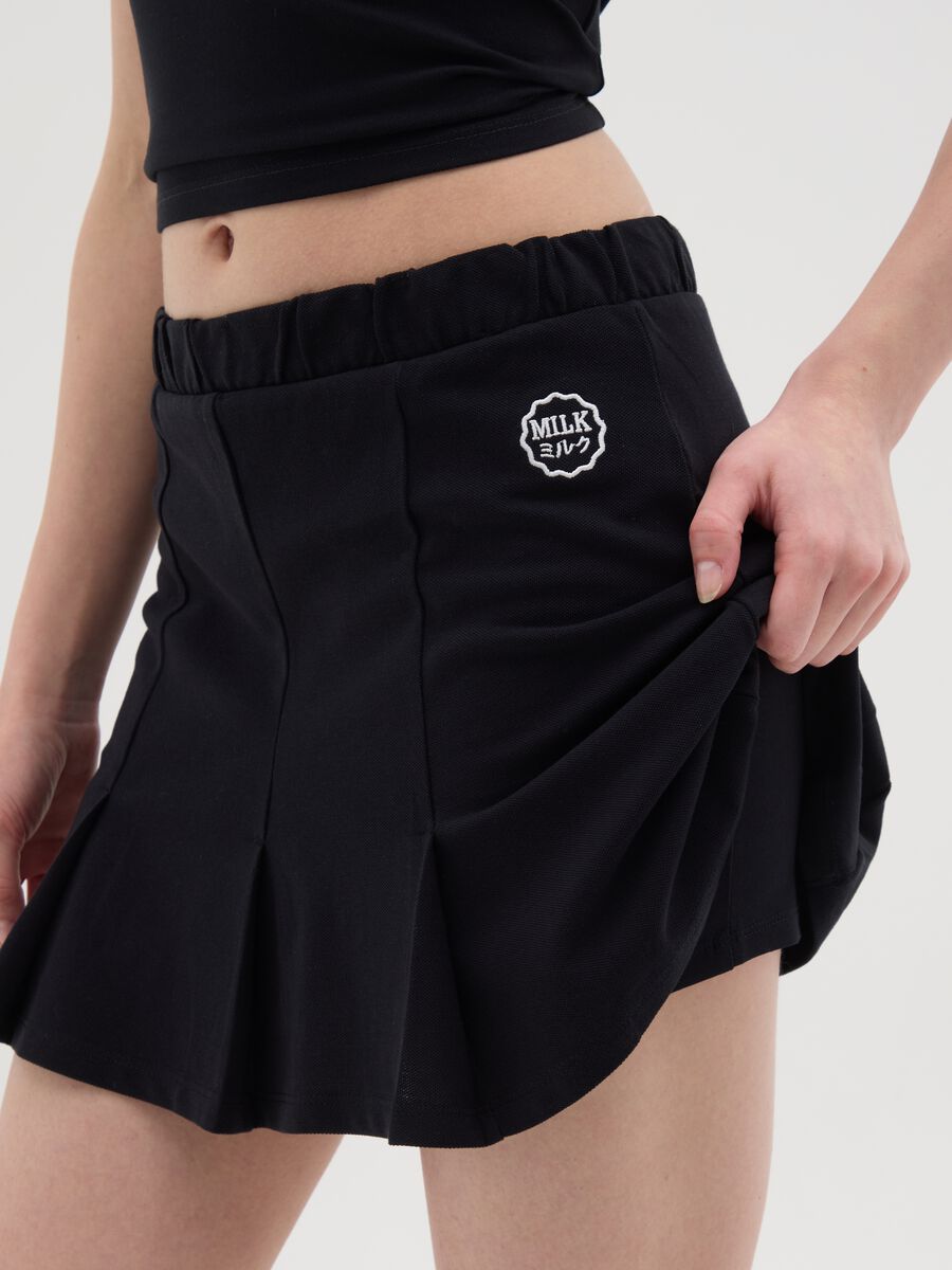 Women's black pure cotton skirt with regular fit_2
